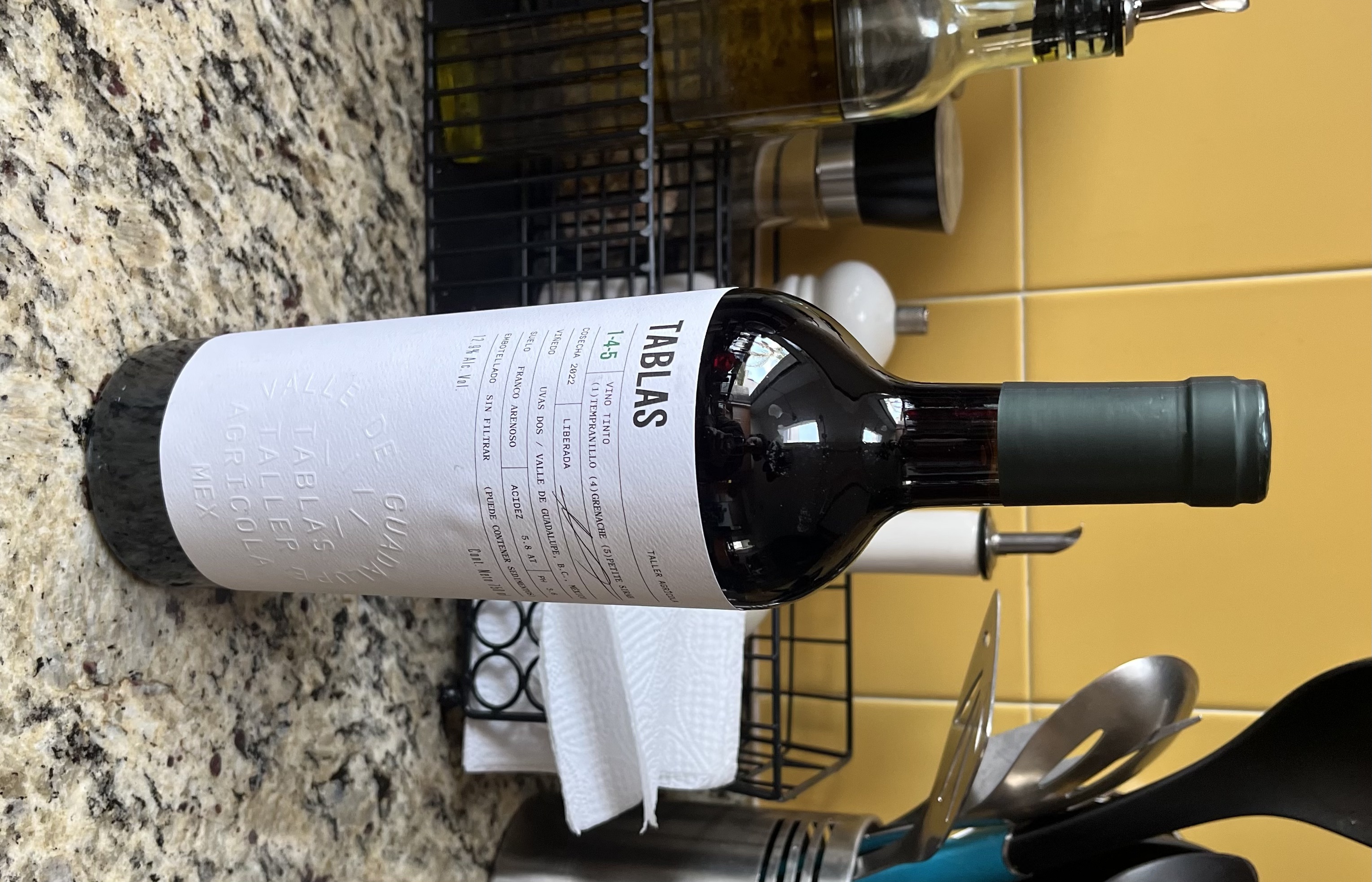 Valle de Guadalupe Wine Tablas — Origin and Review